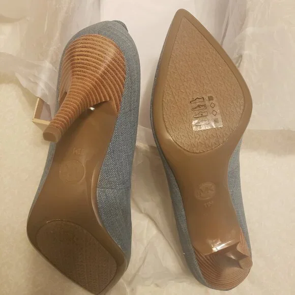 Michael Kors Pumps - Picture 3 of 7